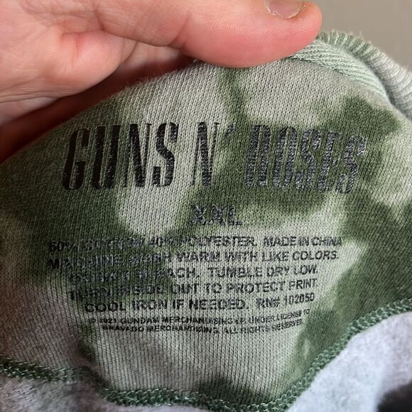 Guns N Roses Tie Dye Distressed Graphic Sweatshirt - Picture 8 of 8